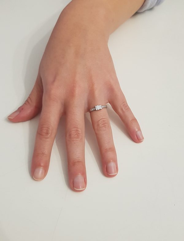 anillo-oro-blanco-9-quilates-circonitas-mujer-tienda-online-barato-valencia-4111