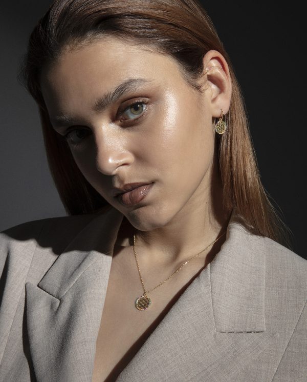 pendientes-viceroy-mujer-plata-bano-oro-amarillo-diseno-redondo-calado-circonitas-colores-15123E100-39D1