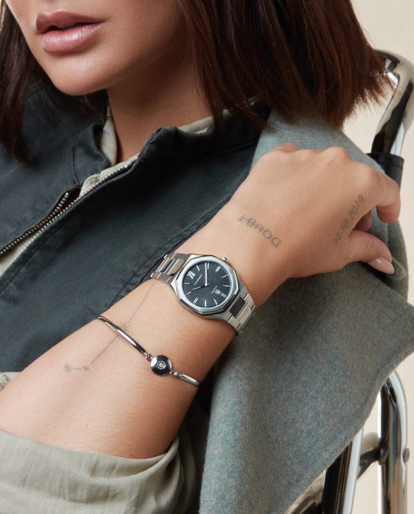 reloj-viceroy-mujer-coleccion-laura-escanes-brazalete-caja-acero-doble-bisel-ip-negro-cristal-zafiro-10-atm-movimiento-cuarzo-45000-53D3