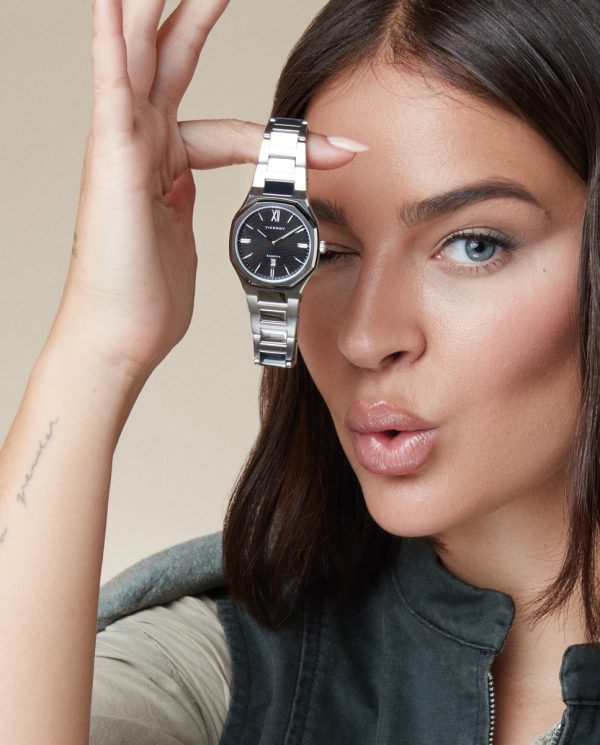 reloj-viceroy-mujer-coleccion-laura-escanes-brazalete-caja-acero-doble-bisel-ip-negro-cristal-zafiro-10-atm-movimiento-cuarzo-45000-53D4